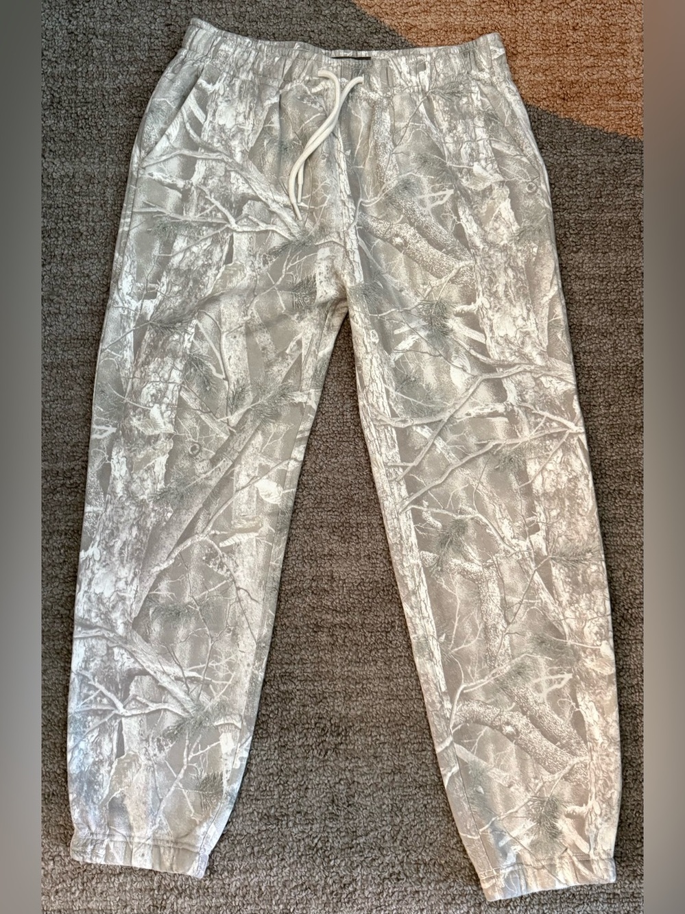 Abercrombie & Fitch Men's Light Gray Camouflage Joggers